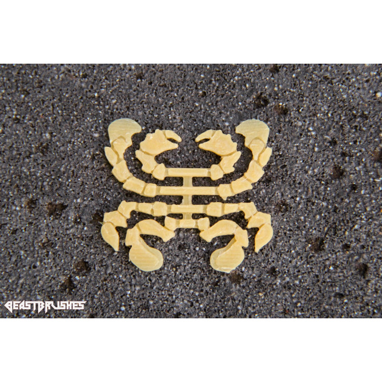 Moon Crab Legs Tan Medium